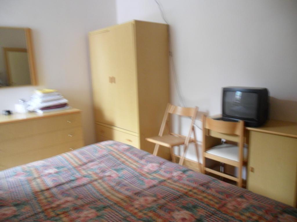 Albergo Giardino Badia Prataglia Bagian luar foto