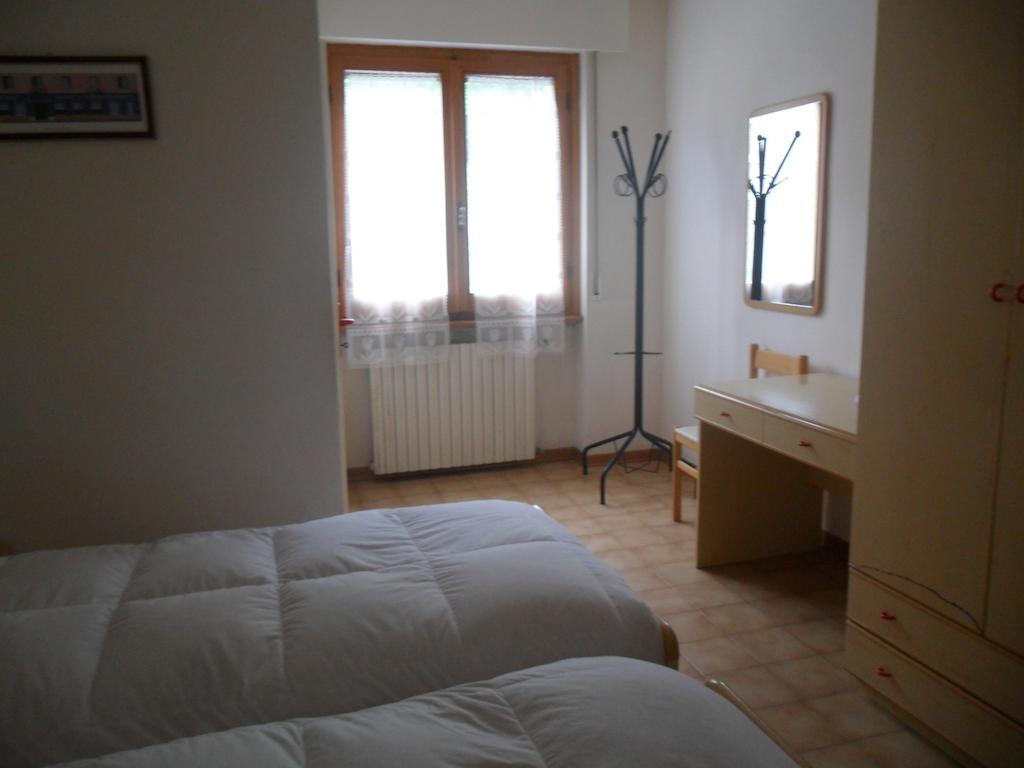 Albergo Giardino Badia Prataglia Ruang foto