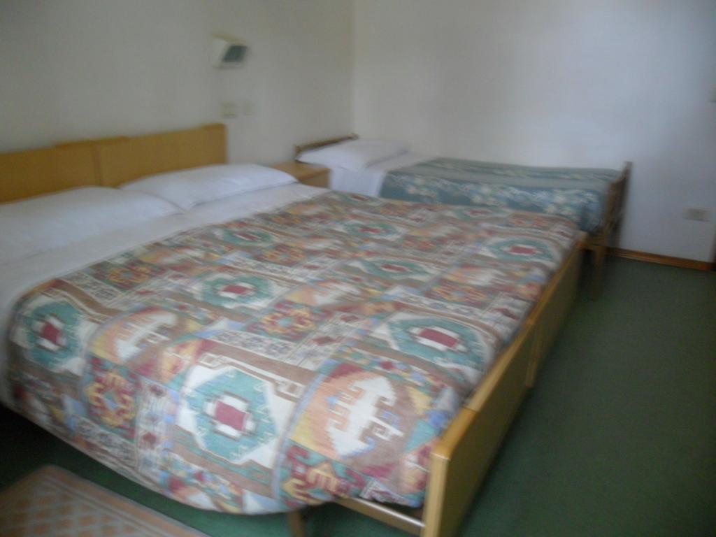 Albergo Giardino Badia Prataglia Ruang foto